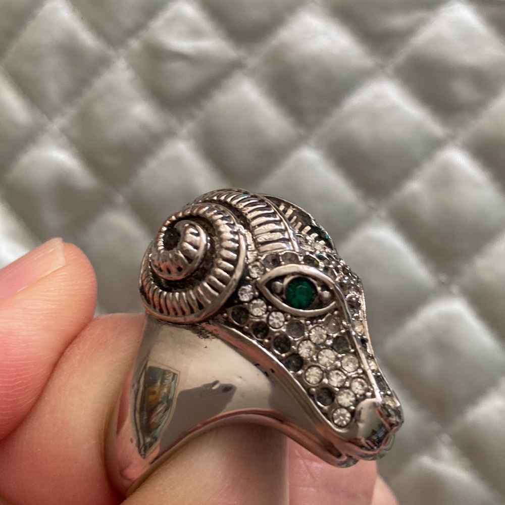 Large Chunky Ram's Head Silver Ring - image 4